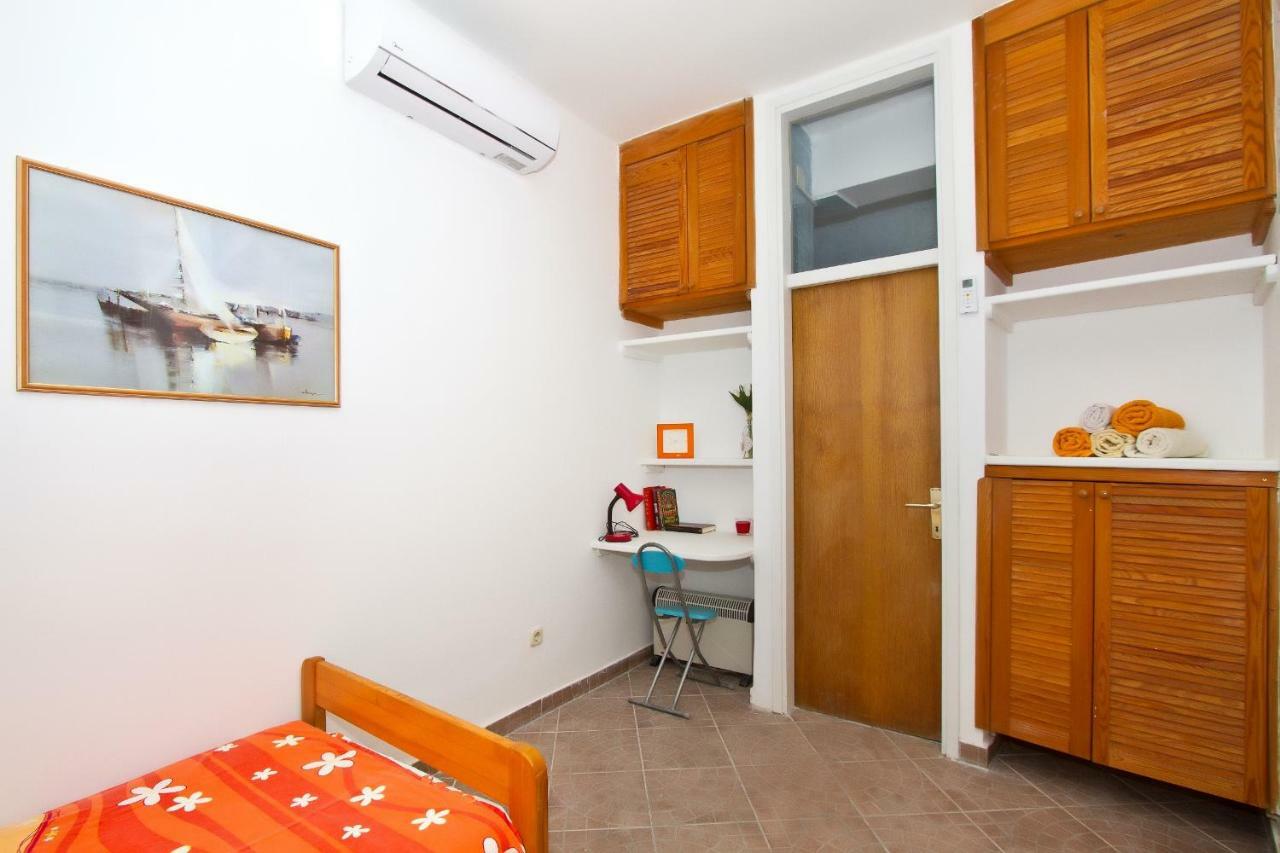 Apartment Center Marija Vodice Exterior photo