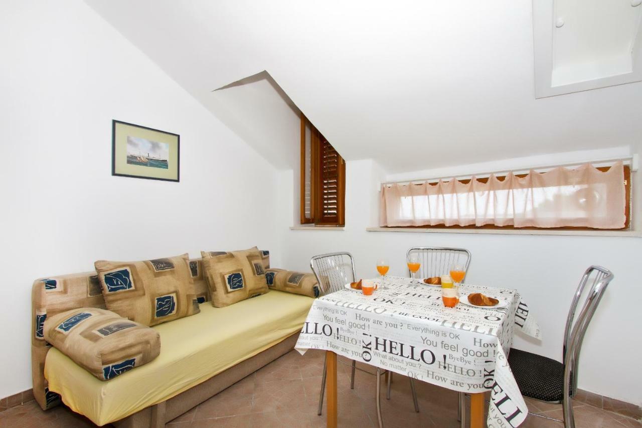 Apartment Center Marija Vodice Exterior photo
