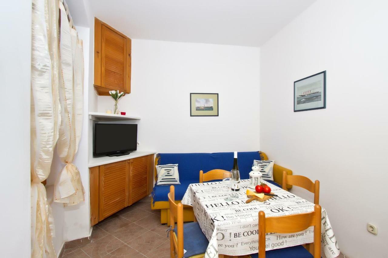 Apartment Center Marija Vodice Exterior photo