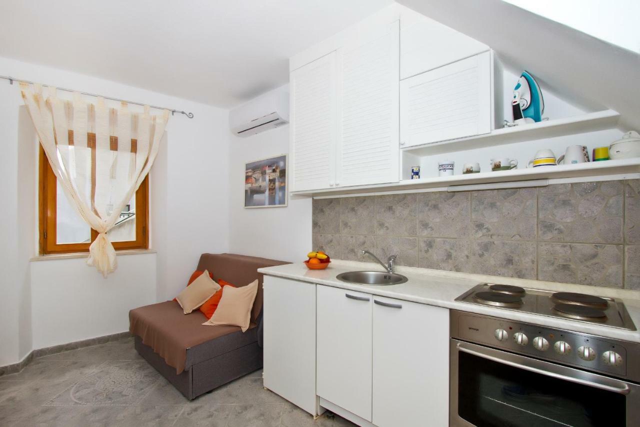 Apartment Center Marija Vodice Exterior photo