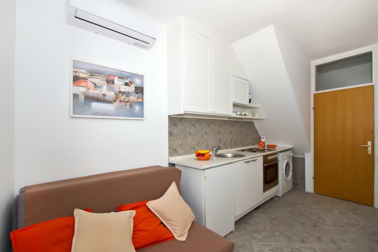 Apartment Center Marija Vodice Exterior photo